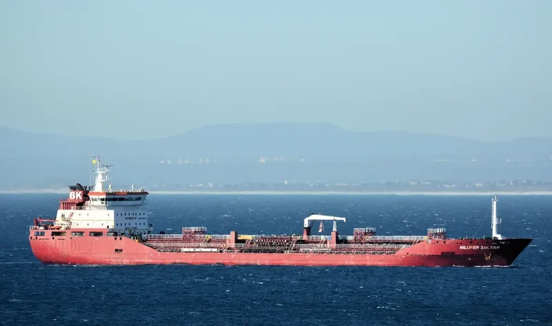 NILUFER SULTAN Tanker IMO 9410131 photo 10