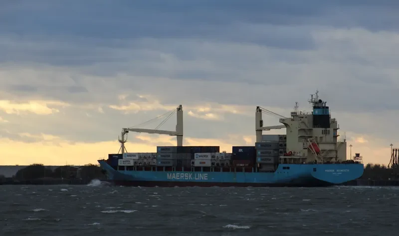 MAERSK WEYMOUTH Container Ship IMO 9410260 photo 4