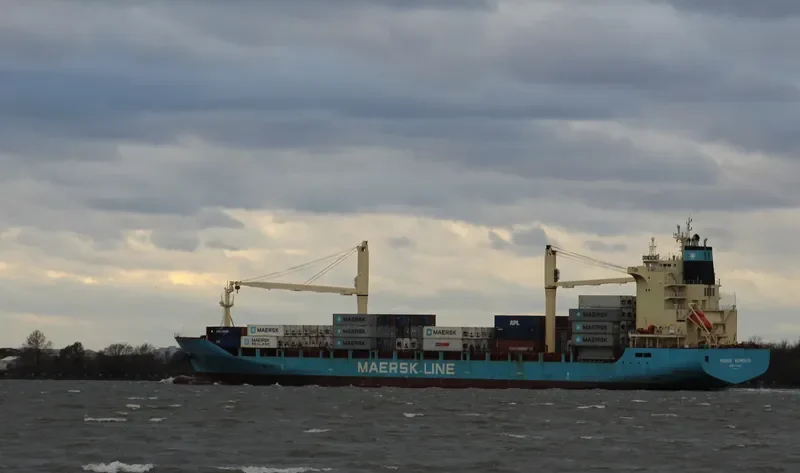 MAERSK WEYMOUTH Container Ship IMO 9410260 photo 5