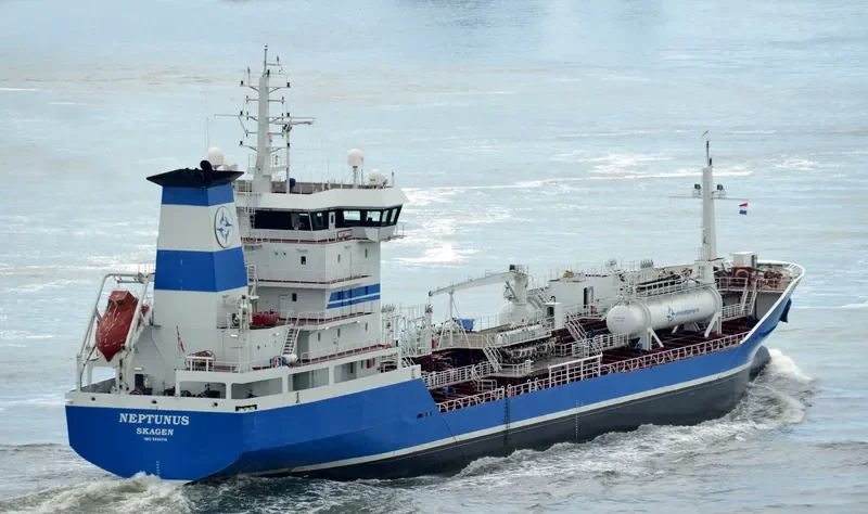 NEPTUNUS Tanker IMO 9410519 photo 6