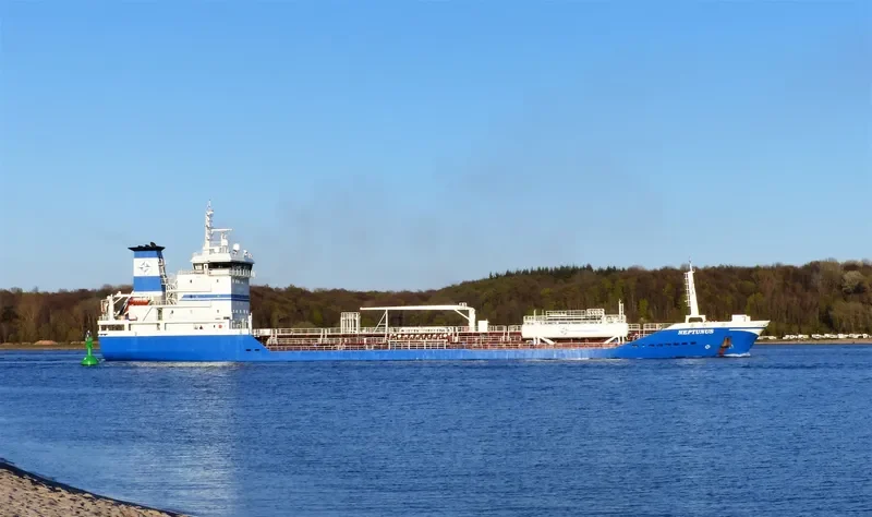 NEPTUNUS Tanker IMO 9410519 photo 7