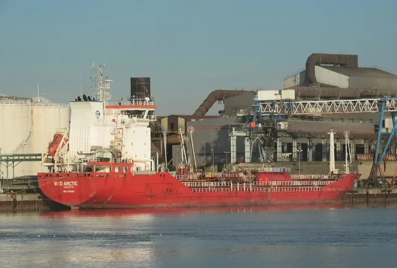 MED ARCTIC Tanker IMO 9410545 photo 9