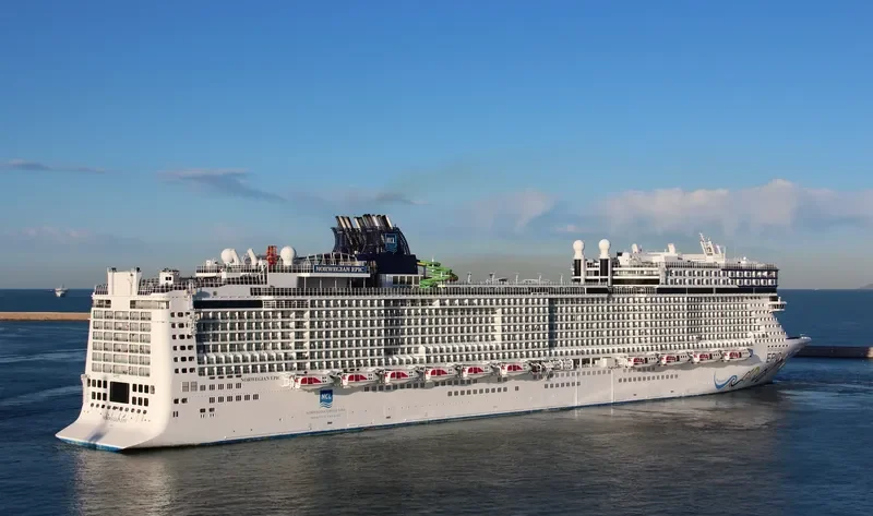NORWEGIAN EPIC Passenger Ship IMO 9410569 photo 2