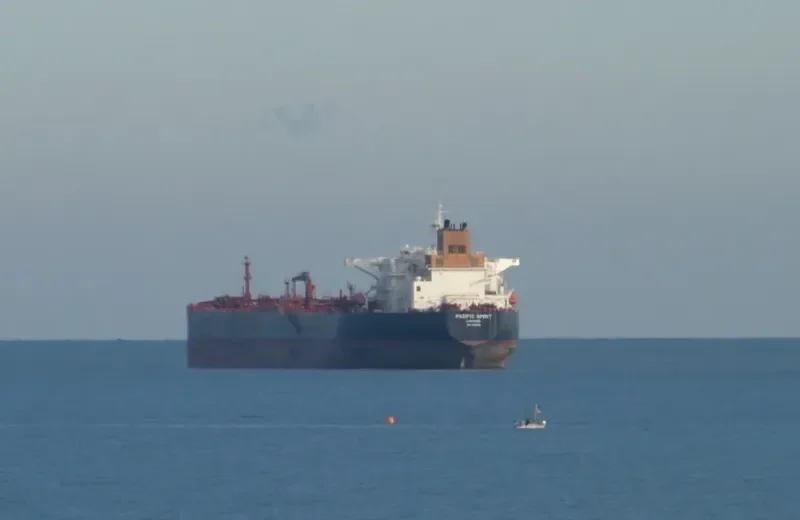 CELSIUS EVERETT Tanker IMO 9410870 photo 8