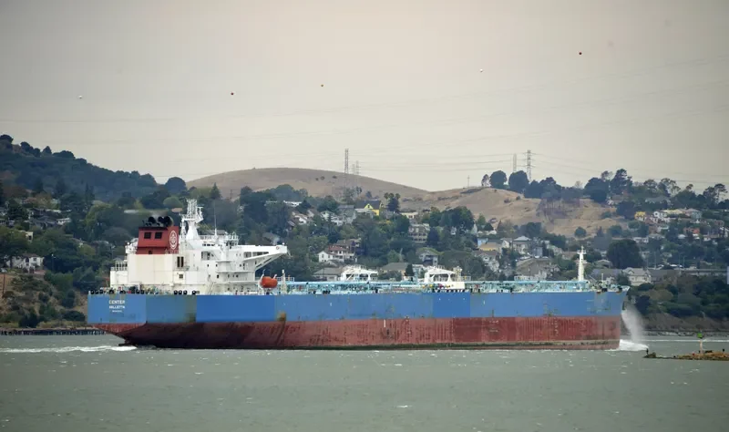 NAVIGARE TOLERO Tanker IMO 9410973 photo 3