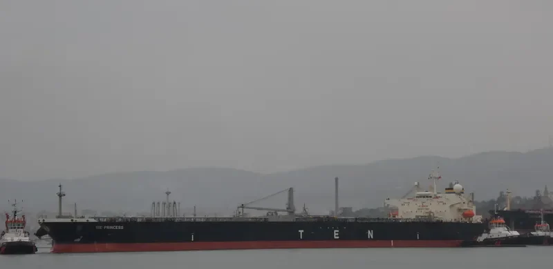 ISE PRINCESS Tanker IMO 9411185 photo 3