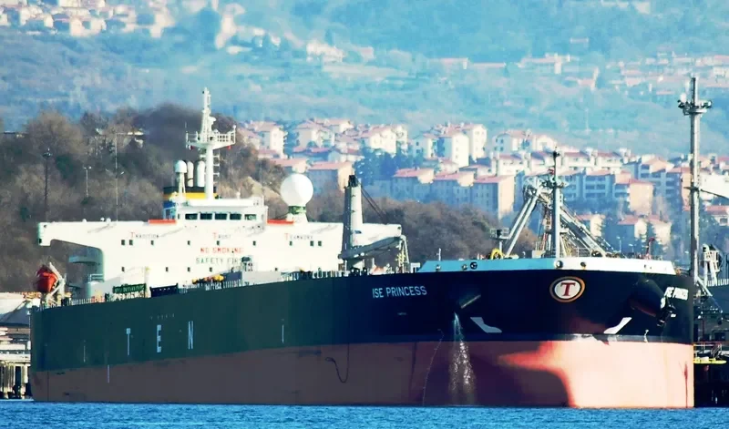 ISE PRINCESS Tanker IMO 9411185 photo 9