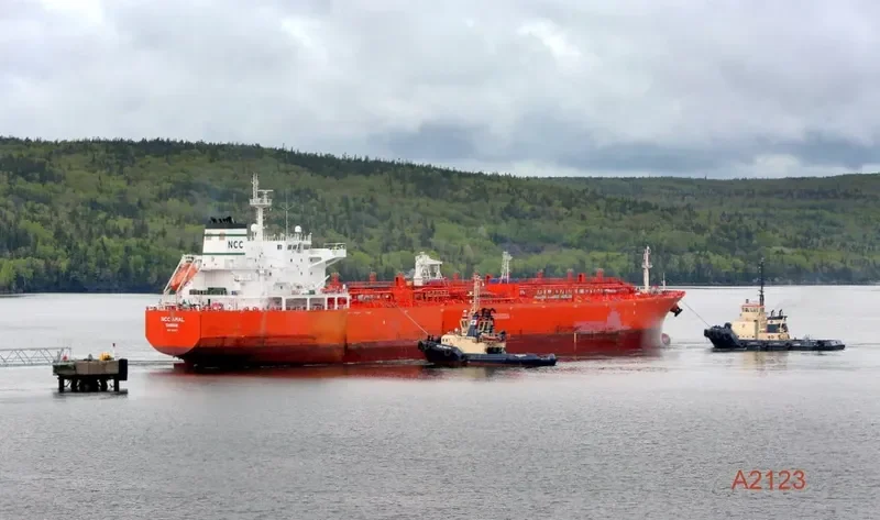 NCC AMAL Tanker IMO 9411317 photo 10