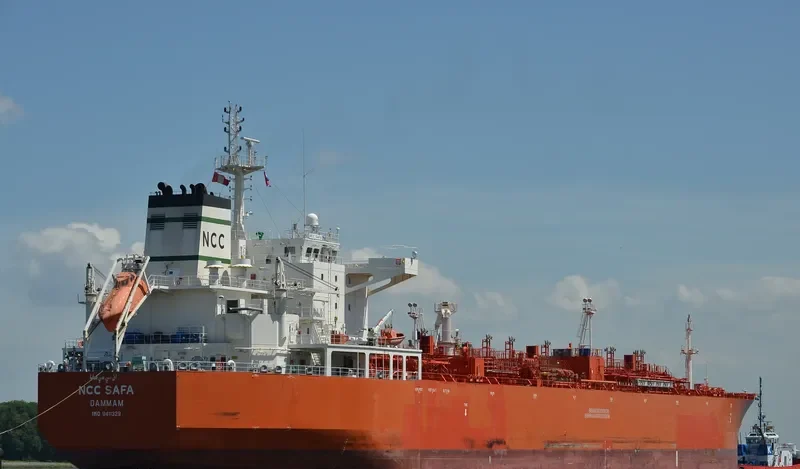 NCC SAFA Tanker IMO 9411329 photo 6