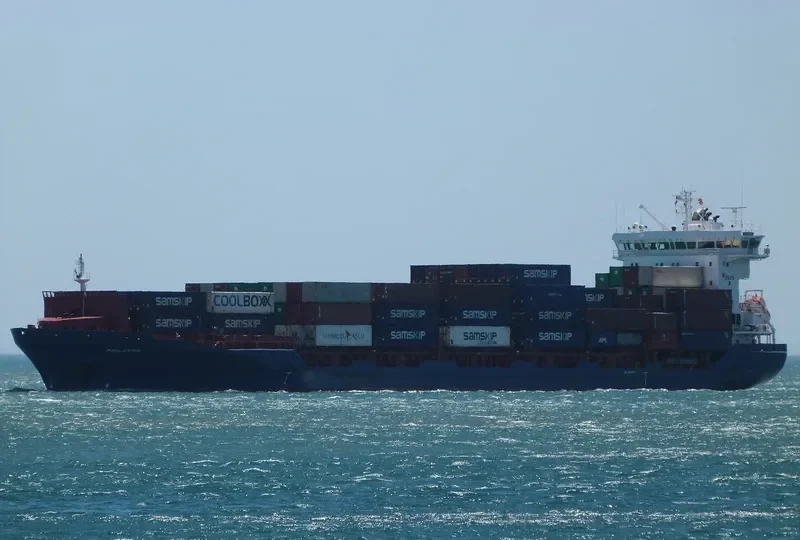 ARA AMSTERDAM Container Ship IMO 9412517 photo 3