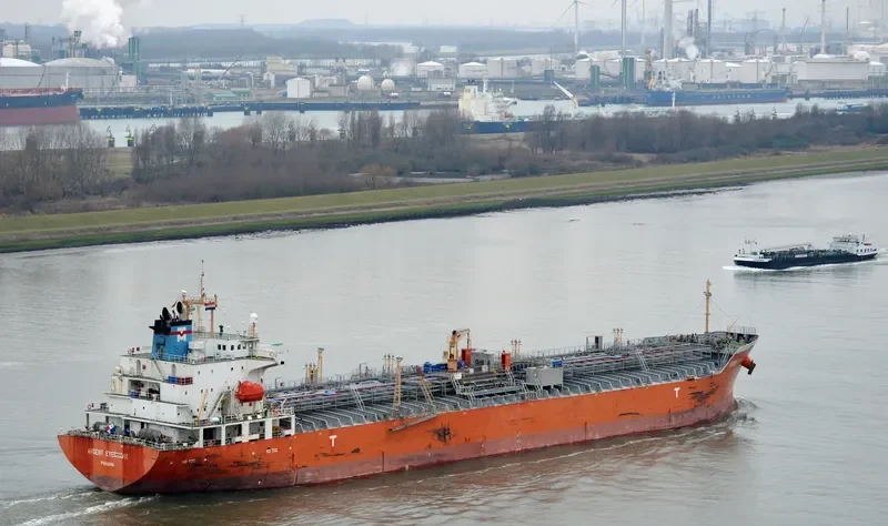 BOW COMPASS Tanker IMO 9412737