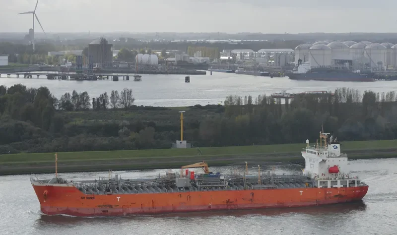 BOW COMPASS Tanker IMO 9412737 photo 3