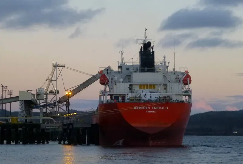 DM EMERALD Tanker IMO 9412763 photo 4