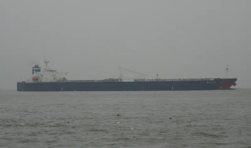 BLUE SKY Tanker IMO 9413016 photo 4