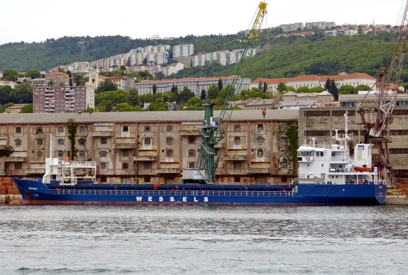 BLUE SIX General Cargo IMO 9413341 photo 9