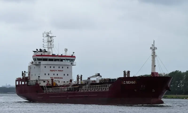 R.C BEHAR Tanker IMO 9413664 photo 4