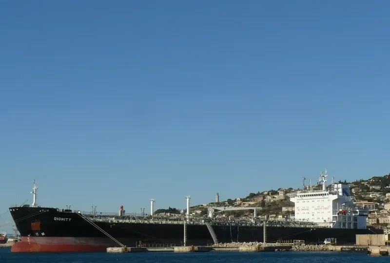DIGNITY Tanker IMO 9413676 photo 7