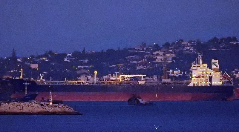 DIGNITY Tanker IMO 9413676 photo 9
