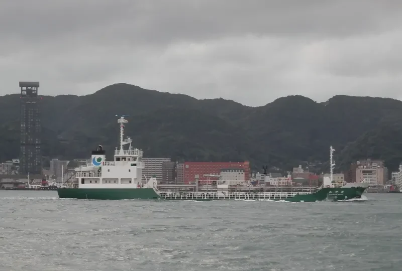 RYOSHIN MARU Tanker IMO 9413858 photo 4