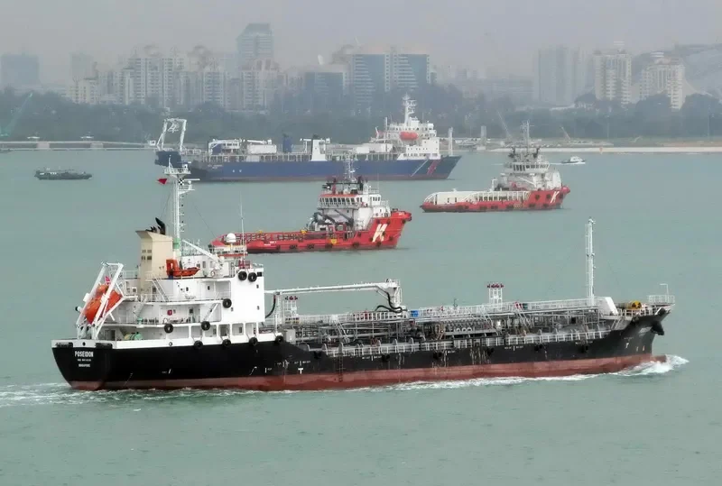 SMF IXORA Tanker IMO 9414101 photo 2