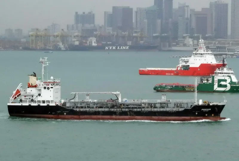 SMF IXORA Tanker IMO 9414101 photo 3