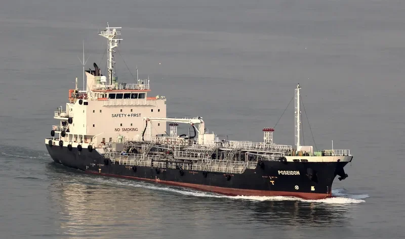 SMF IXORA Tanker IMO 9414101 photo 9