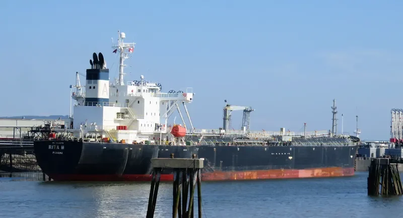 RITA M Tanker IMO 9414278 photo 2