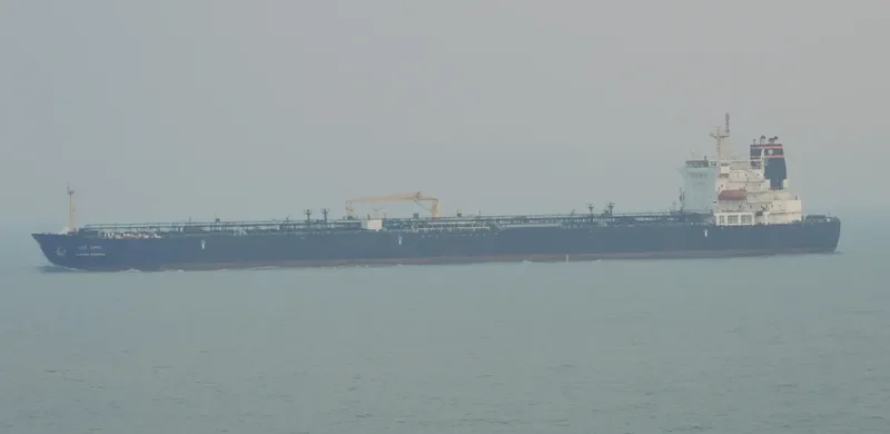 SWARNA KRISHNA Tanker IMO 9414838 photo 2