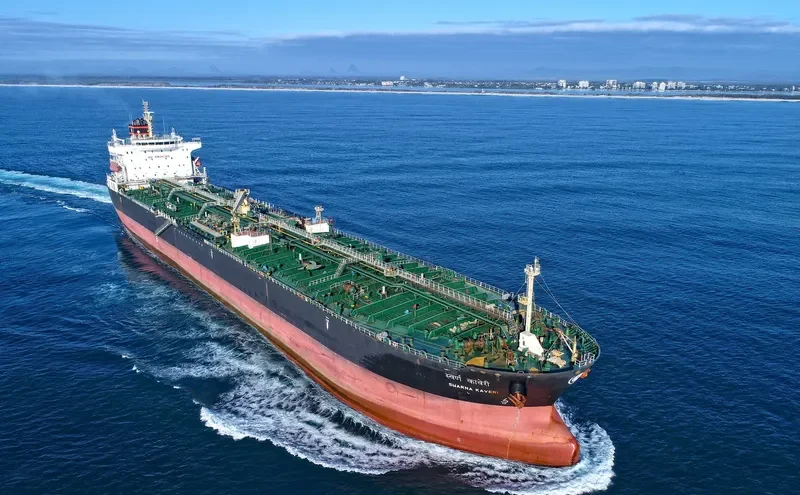 SWARNA KAVERI Tanker IMO 9414840 photo 3