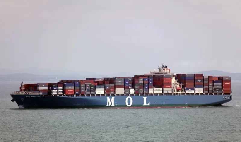 MOL MAESTRO Container Ship IMO 9415727 photo 8