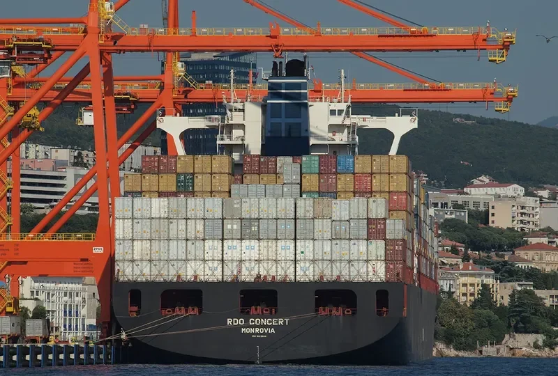 RDO CONCERT Container Ship IMO 9415844 photo 6