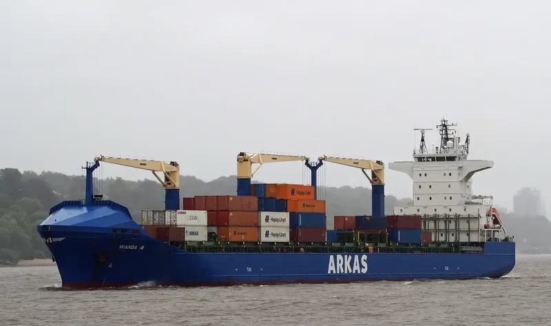WANDA A Container Ship IMO 9415947 photo 2