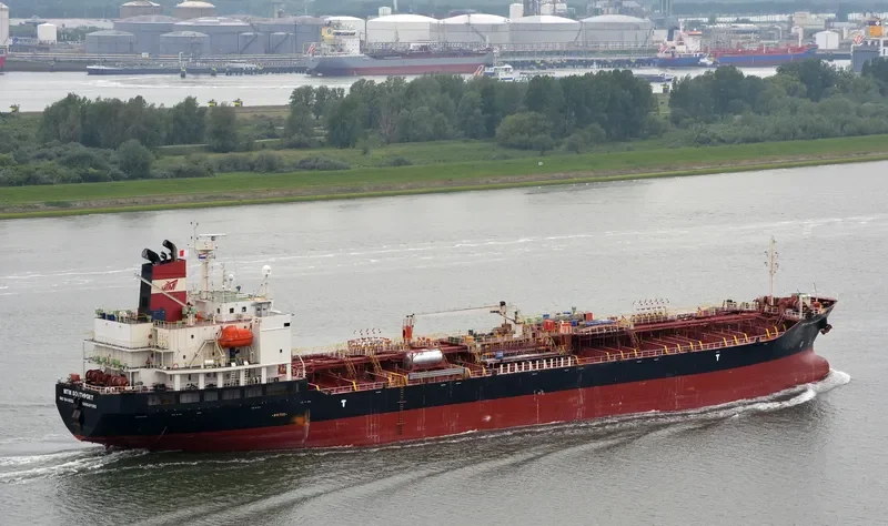 MTM SOUTHPORT Tanker IMO 9416032 photo 6