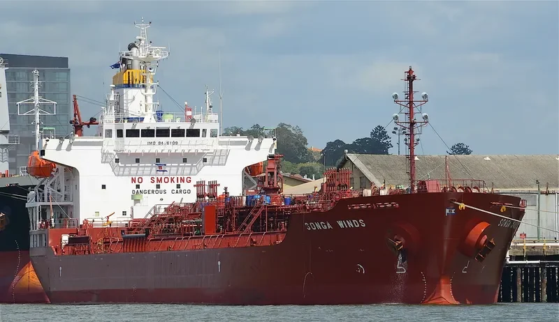 SONGA WINDS Tanker IMO 9416109 photo 5
