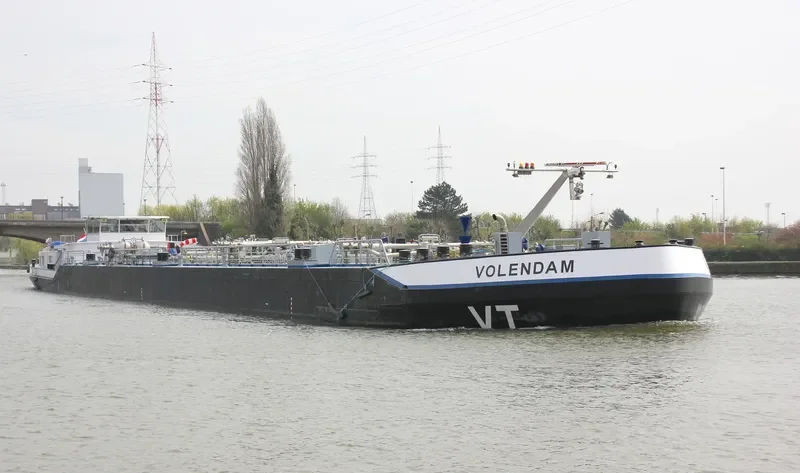 VOLENDAM Tanker IMO 9416305 photo 6