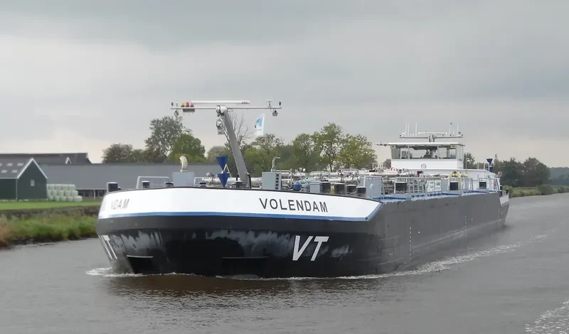 VOLENDAM Tanker IMO 9416305 photo 9
