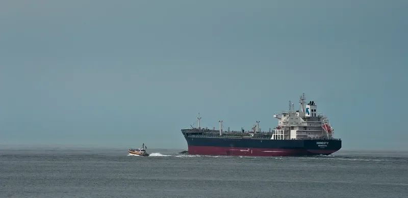 HONESTY Tanker IMO 9416393 photo 7