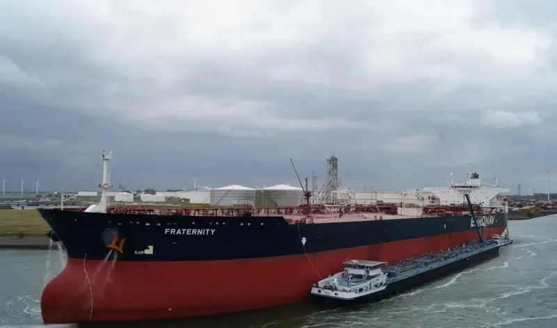 FRATERNITY Tanker IMO 9416733 photo 4