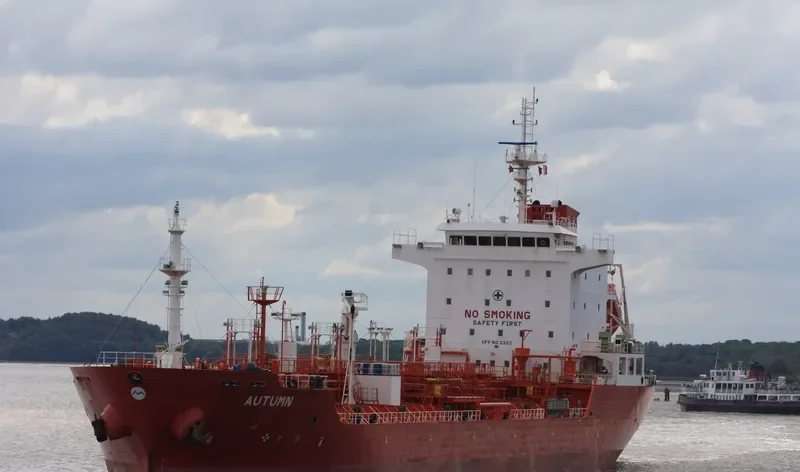 AUTUMN Tanker IMO 9416795 photo 3