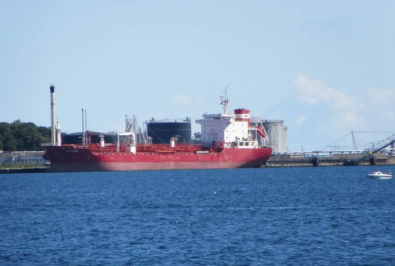 AUTUMN Tanker IMO 9416795 photo 4