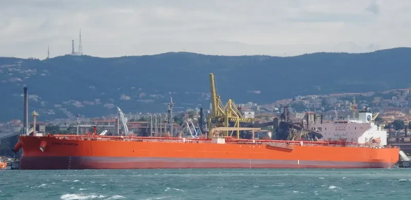 EAGLE KUANTAN Tanker IMO 9417012 photo 6