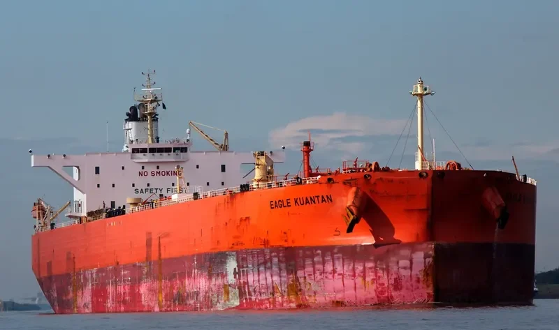 EAGLE KUANTAN Tanker IMO 9417012 photo 8