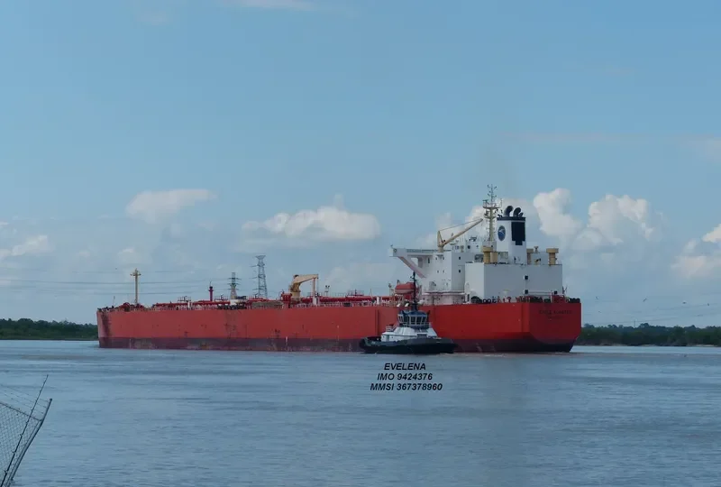 EAGLE KUANTAN Tanker IMO 9417012 photo 10