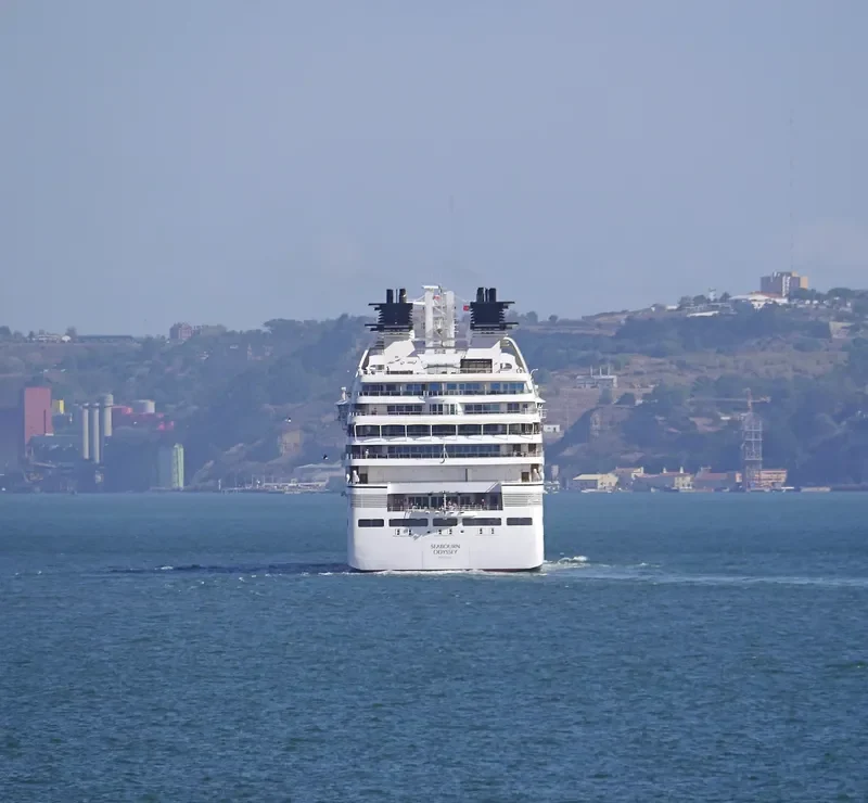 SEABOURN ODYSSEY Passenger Ship IMO 9417086 photo 3
