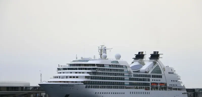 SEABOURN ODYSSEY Passenger Ship IMO 9417086 photo 10
