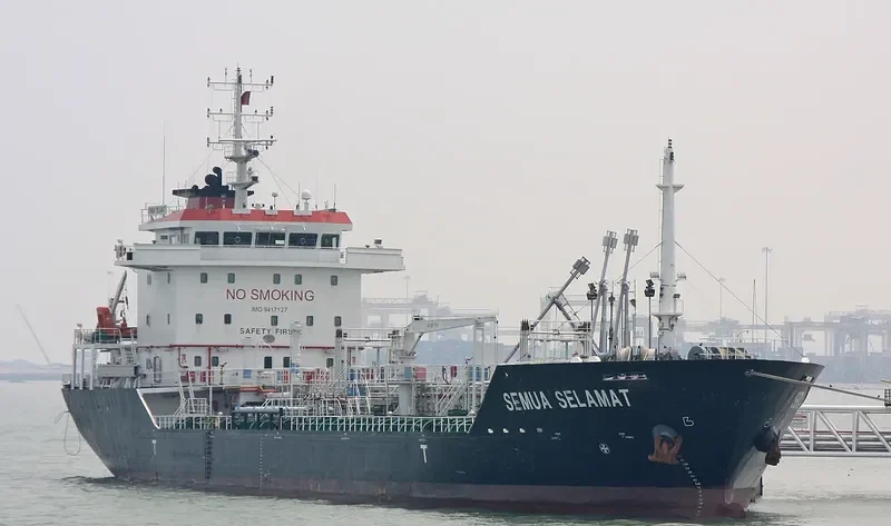 ES ASPIRE Tanker IMO 9417127 photo 10