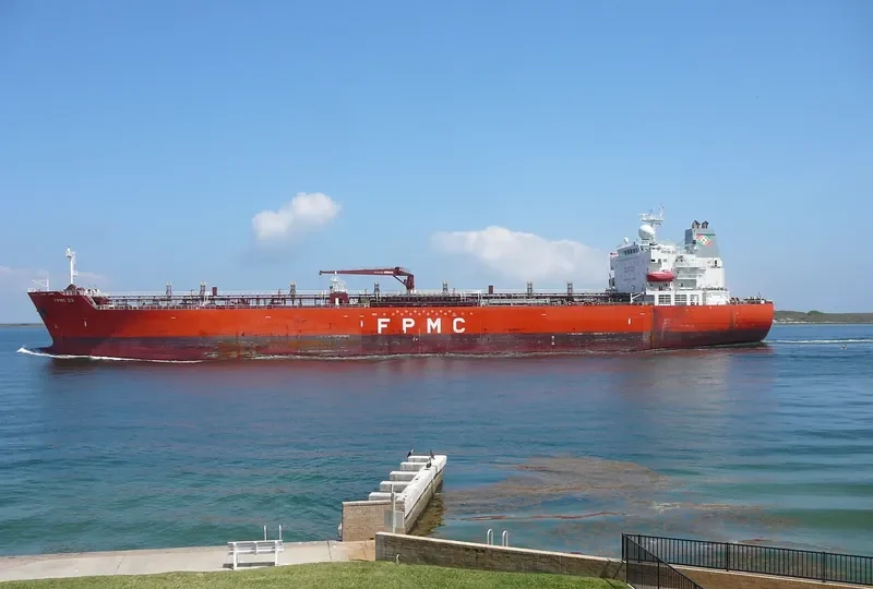 KRITI CORAL Tanker IMO 9417220 photo 6