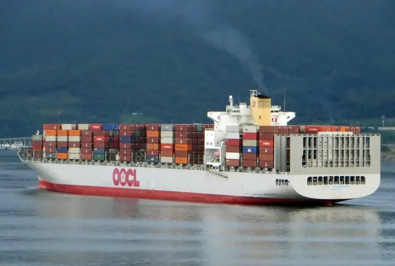 OOCL LUXEMBOURG Container Ship IMO 9417270 photo 6