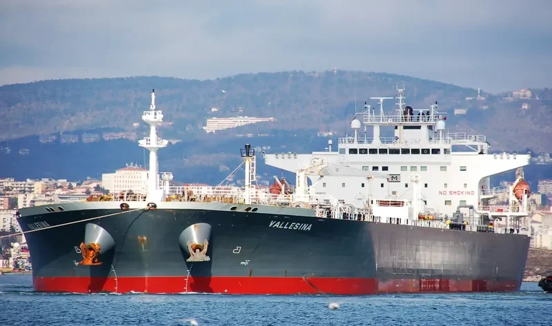 VALLESINA Tanker IMO 9417311 photo 6
