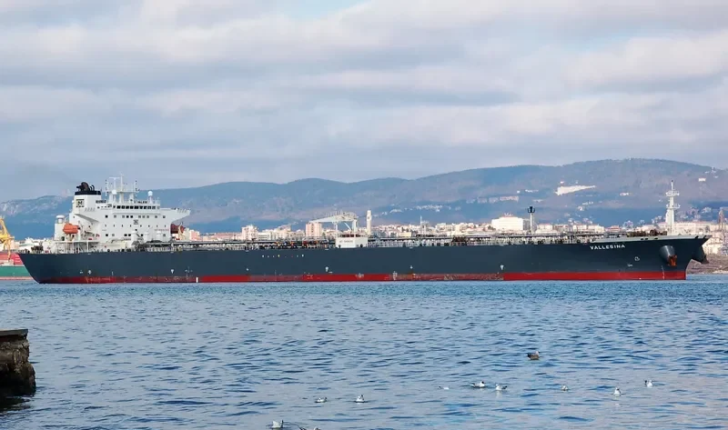 VALLESINA Tanker IMO 9417311 photo 8
